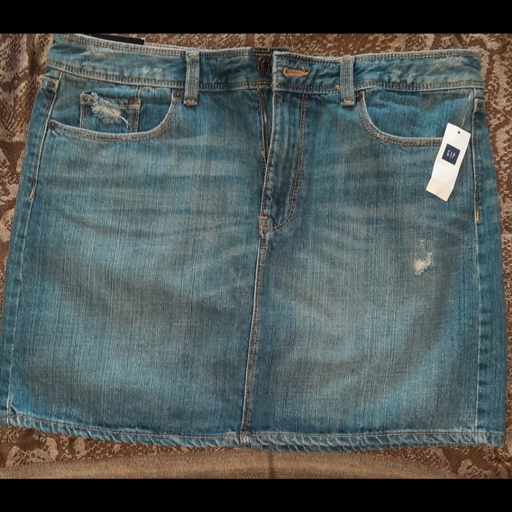 GAP denim mini skirt